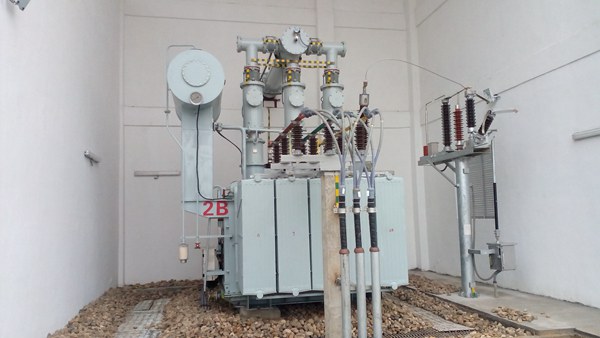 126kV��-SF6�׹��ڽ�������ˮ��վ����